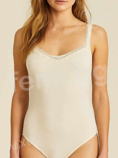 2236 Дамско боди бикина бяло