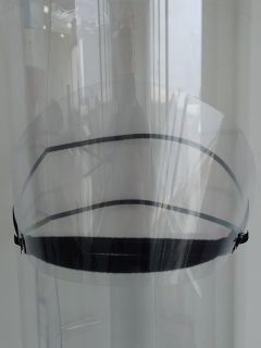 GO 0399 Предпазен прозрачен шлем за нос и уста с черен ластик 